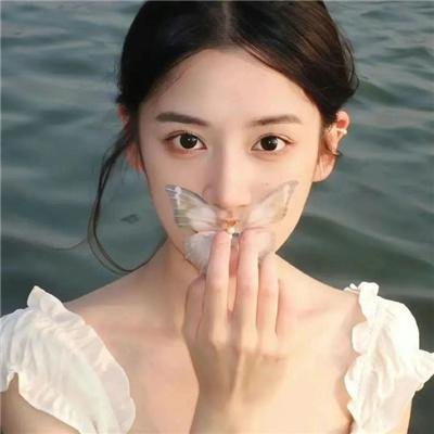 红鞋公主与七矮人